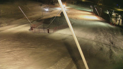 Spodní část sjezdovky skiareálu Karolinka