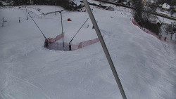 Spodní část sjezdovky skiareálu Karolinka