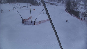 Skiareál Karolinka  - Spodní část sjezdovky skiareálu Karolinka - 2.1.2026 v 08:46