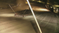 Spodní část sjezdovky skiareálu Karolinka