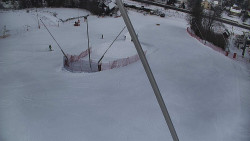 Spodní část sjezdovky skiareálu Karolinka