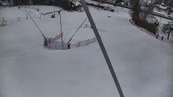 Spodní část sjezdovky skiareálu Karolinka