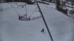 Spodní část sjezdovky skiareálu Karolinka