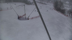 Spodní část sjezdovky skiareálu Karolinka