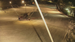 Spodní část sjezdovky skiareálu Karolinka