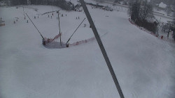 Spodní část sjezdovky skiareálu Karolinka