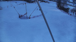 Spodní část sjezdovky skiareálu Karolinka