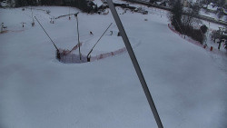 Spodní část sjezdovky skiareálu Karolinka