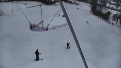 Spodní část sjezdovky skiareálu Karolinka