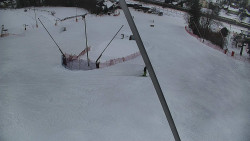 Spodní část sjezdovky skiareálu Karolinka
