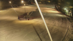 Spodní část sjezdovky skiareálu Karolinka