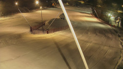 Spodní část sjezdovky skiareálu Karolinka