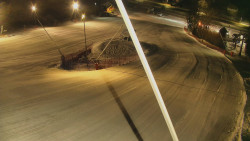 Spodní část sjezdovky skiareálu Karolinka