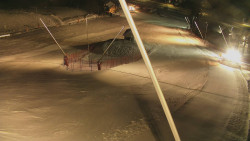 Spodní část sjezdovky skiareálu Karolinka