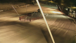 Spodní část sjezdovky skiareálu Karolinka