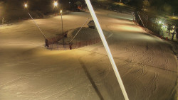 Spodní část sjezdovky skiareálu Karolinka