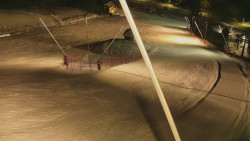 Spodní část sjezdovky skiareálu Karolinka