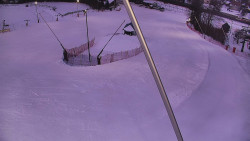 Spodní část sjezdovky skiareálu Karolinka