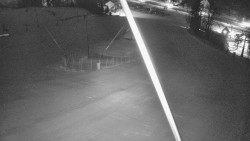 Spodní část sjezdovky skiareálu Karolinka