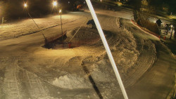 Spodní část sjezdovky skiareálu Karolinka