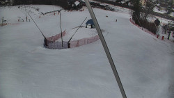 Spodní část sjezdovky skiareálu Karolinka