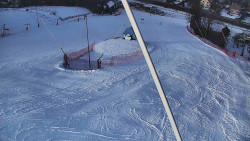 Spodní část sjezdovky skiareálu Karolinka