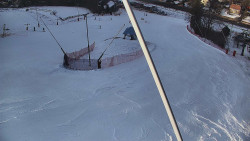 Spodní část sjezdovky skiareálu Karolinka