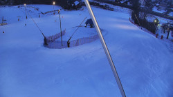 Spodní část sjezdovky skiareálu Karolinka