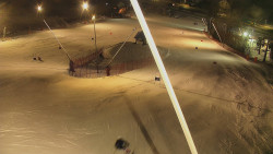 Spodní část sjezdovky skiareálu Karolinka