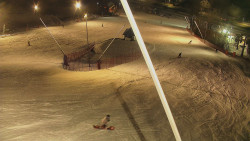 Spodní část sjezdovky skiareálu Karolinka