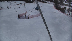 Spodní část sjezdovky skiareálu Karolinka