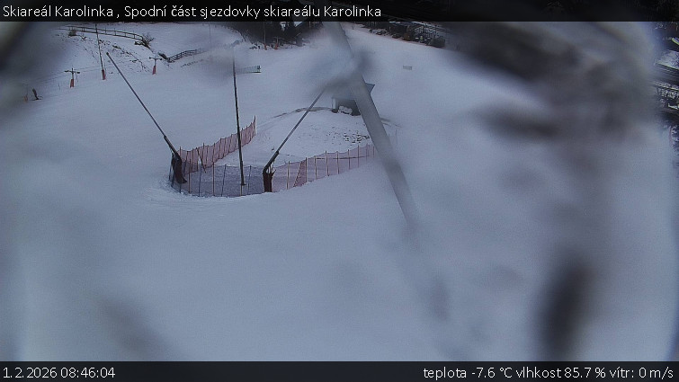 Skiareál Karolinka  - Spodní část sjezdovky skiareálu Karolinka - 1.2.2026 v 08:46