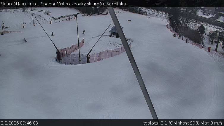 Skiareál Karolinka  - Spodní část sjezdovky skiareálu Karolinka - 2.2.2026 v 09:46
