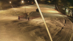 Spodní část sjezdovky skiareálu Karolinka