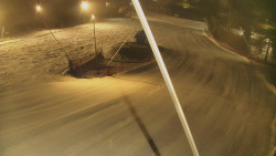 Spodní část sjezdovky skiareálu Karolinka