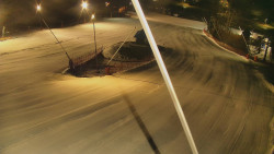 Spodní část sjezdovky skiareálu Karolinka