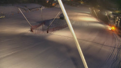 Spodní část sjezdovky skiareálu Karolinka