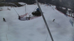 Spodní část sjezdovky skiareálu Karolinka