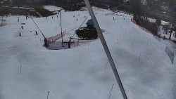 Spodní část sjezdovky skiareálu Karolinka