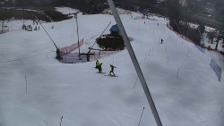 Spodní část sjezdovky skiareálu Karolinka