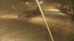 Spodní část sjezdovky skiareálu Karolinka