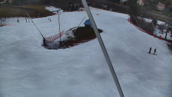 Spodní část sjezdovky skiareálu Karolinka