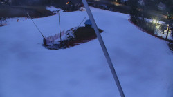 Spodní část sjezdovky skiareálu Karolinka