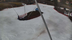 Spodní část sjezdovky skiareálu Karolinka