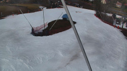 Spodní část sjezdovky skiareálu Karolinka