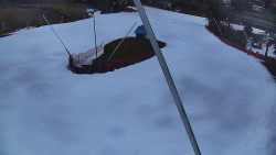 Spodní část sjezdovky skiareálu Karolinka