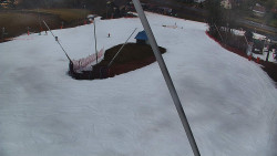 Spodní část sjezdovky skiareálu Karolinka