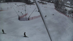 Spodní část sjezdovky skiareálu Karolinka