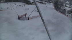 Spodní část sjezdovky skiareálu Karolinka