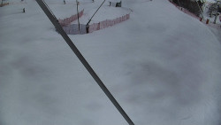 Spodní část sjezdovky skiareálu Karolinka